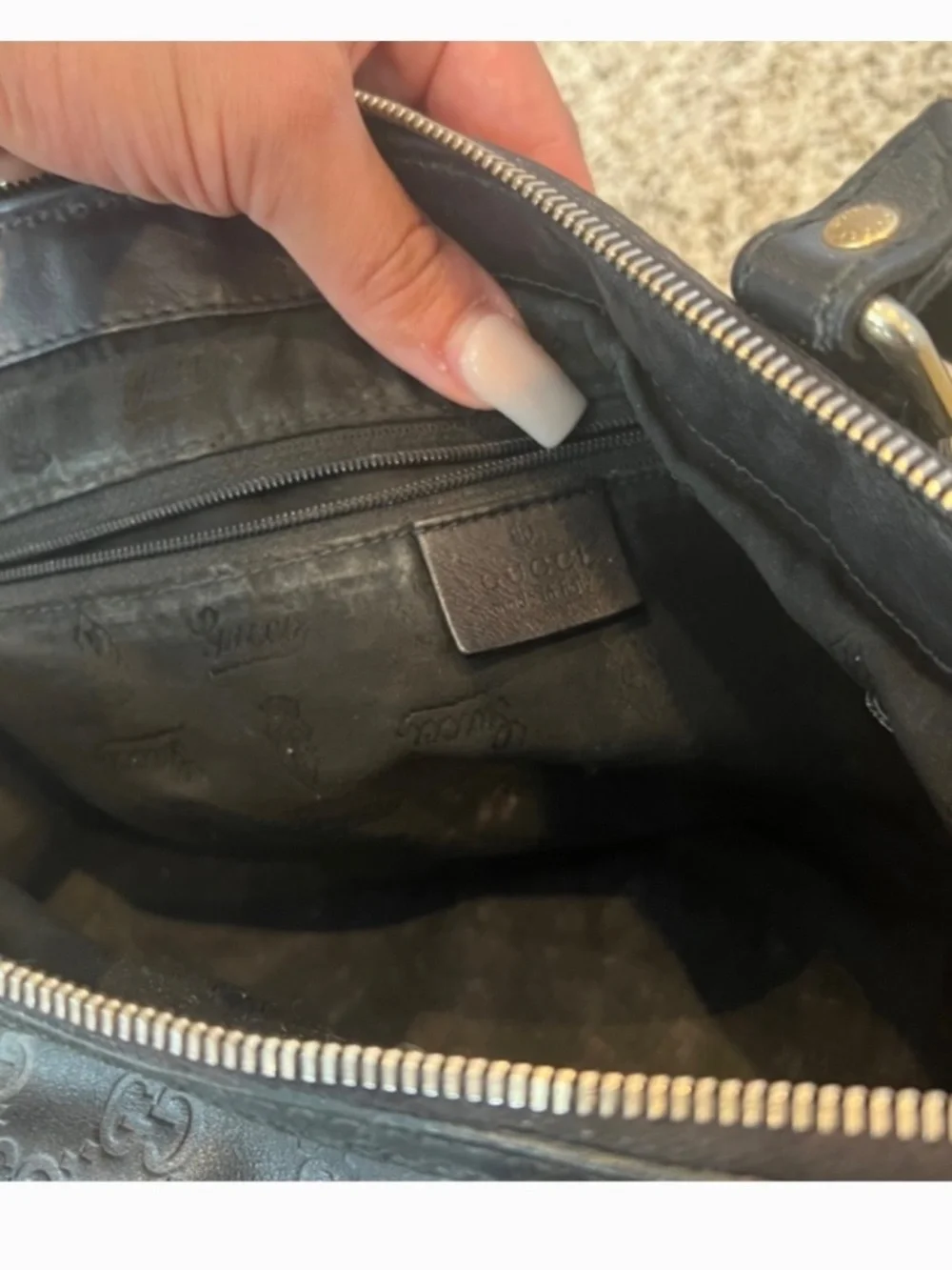 ✨ Gucci Black Guccissima Leather Tote Bag ✨ - Picture 3 of 5